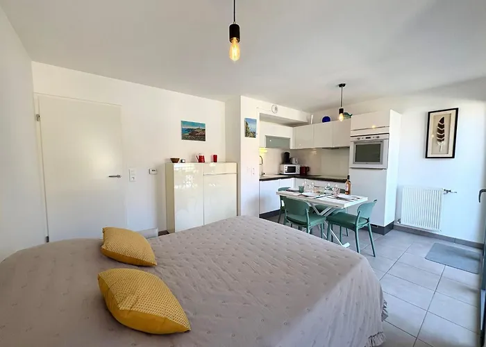 Apartment Les Amarres De L'aiguillon-4 By Interhome *