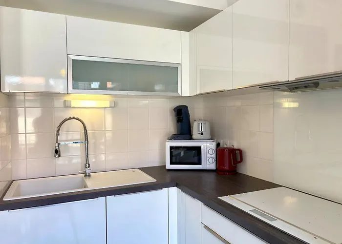 Apartment Les Amarres De L'aiguillon-4 By Interhome *